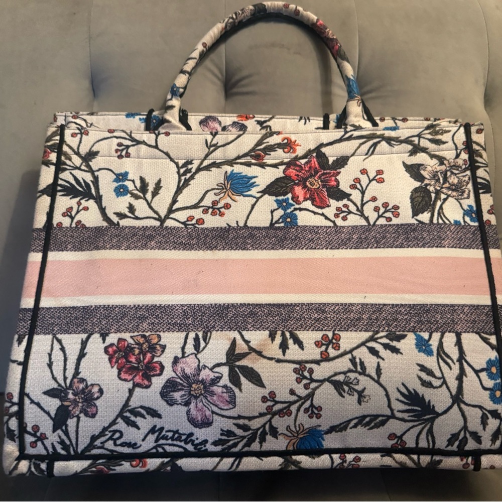 Dior - Picture 7 of 9